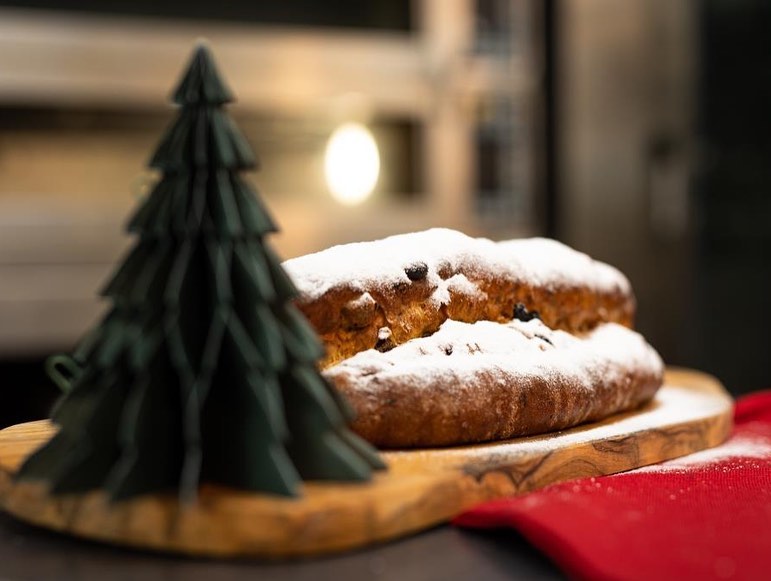 Weihnachtsstol (kerststol) - groot